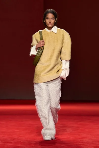 Look 45